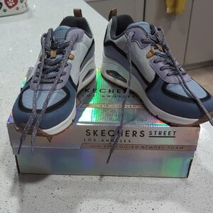 Skechers Men's Navy and Light Gray Sneakers